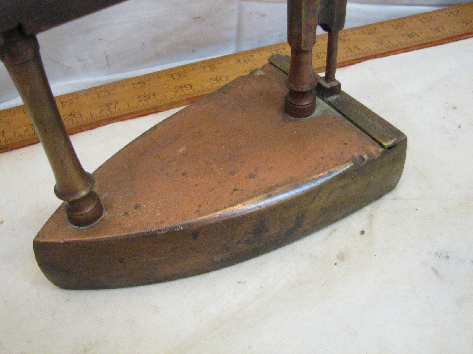 Antique Brass Slug Box Sad Iron Kitchen Tool Pod Wood Handle Antique Brass Slug Box Sad Iron Kitchen Tool Pod Wood Handle  main image 4