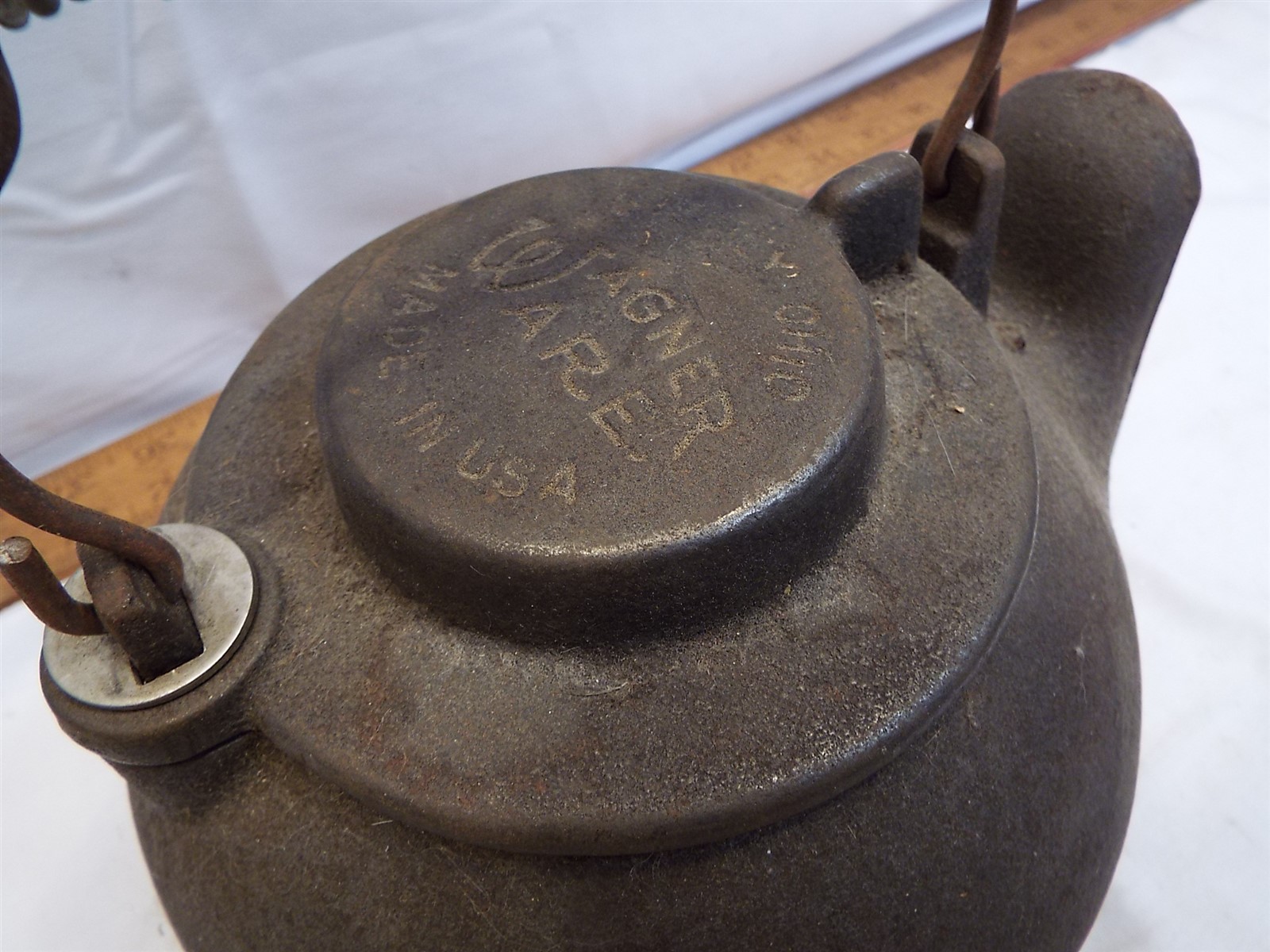 Cast Iron Wagner Ware Teapot Small Tea Kettle Pot Wire Handle