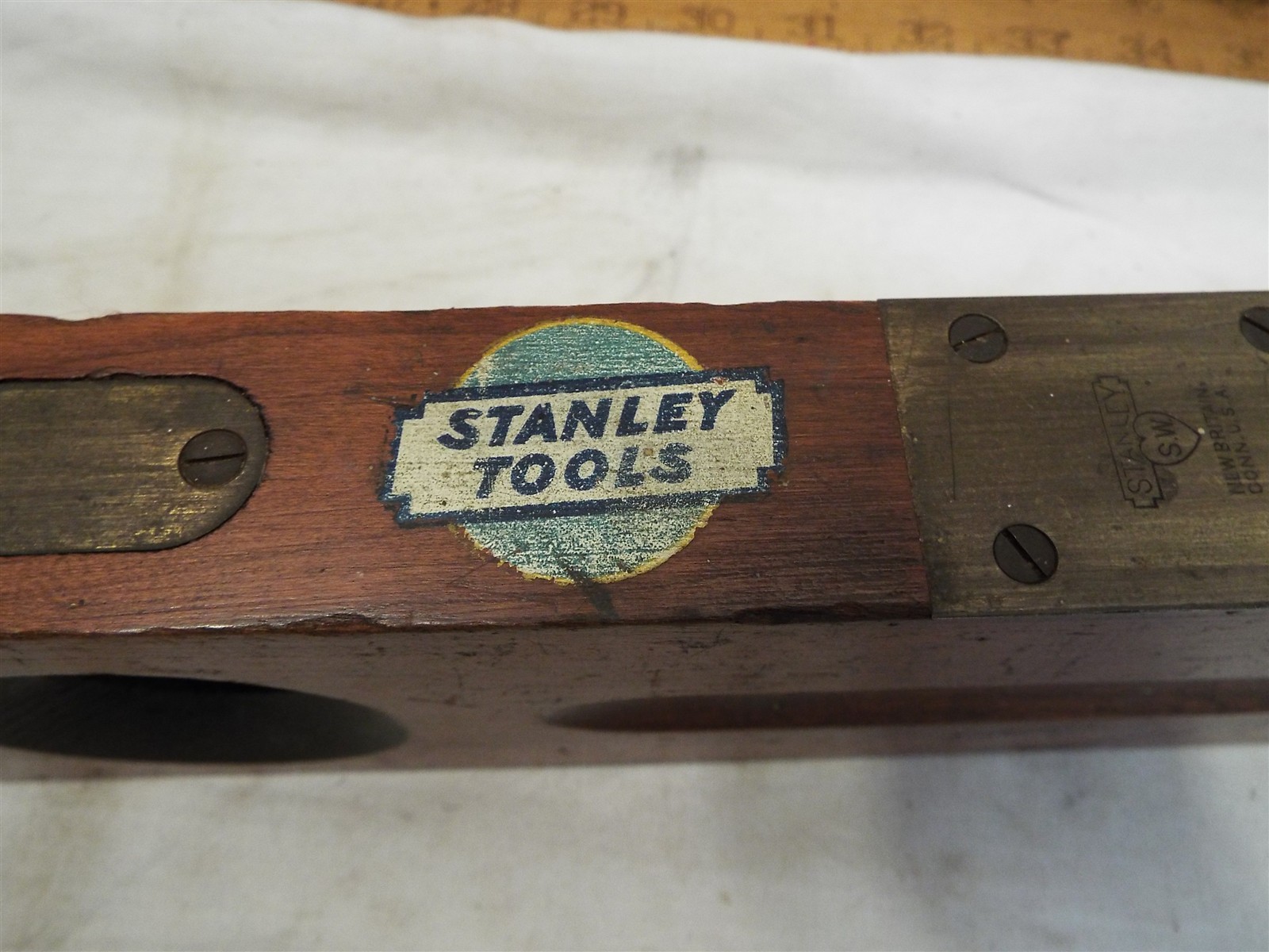 Stanley Sweetheart Cherry Wooden Level + Decal #3 24" 2 Bubble Brass Tipped Tool detailed image 3
